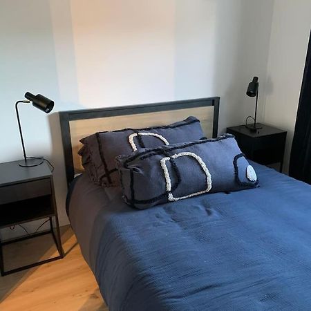 Vannes Plage Et Port - T2 Cosy Avec Terrasse Et Parking Exterior foto