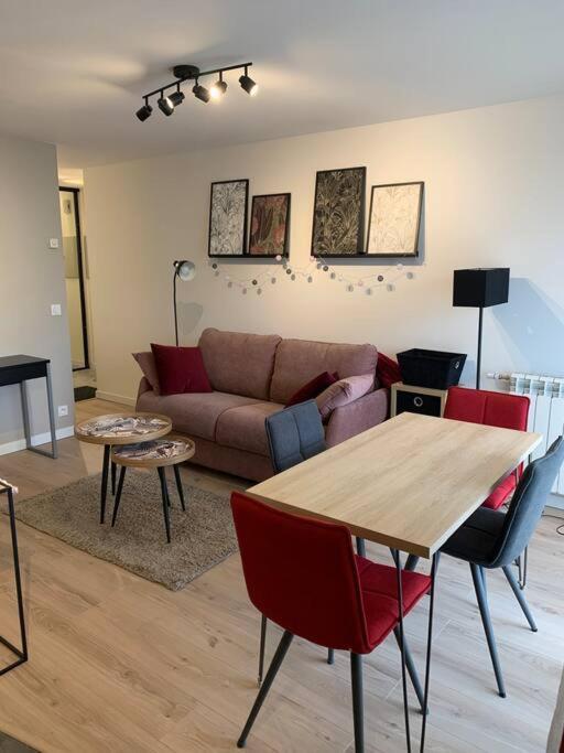 Vannes Plage Et Port - T2 Cosy Avec Terrasse Et Parking Exterior foto